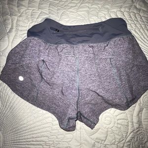 Size 4 2.5 inseam LULULEMON Shorts